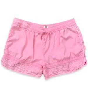 Crown & Ivy Beach size XL summer shorts